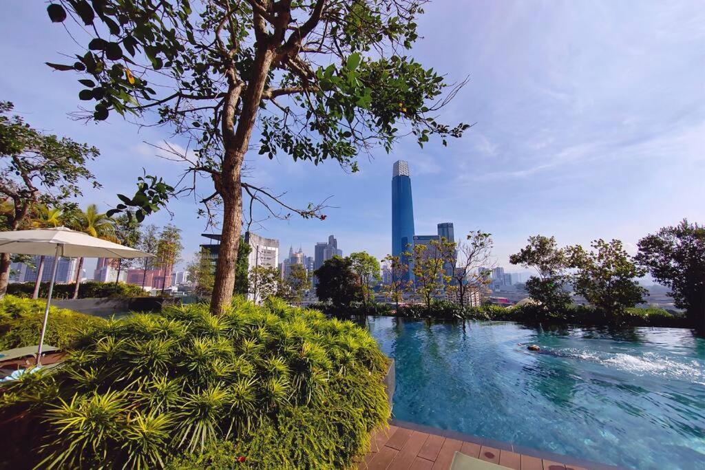 Continew Trx Corner 2-br, 2 Balconies Views Pangsapuri Kuala Lumpur