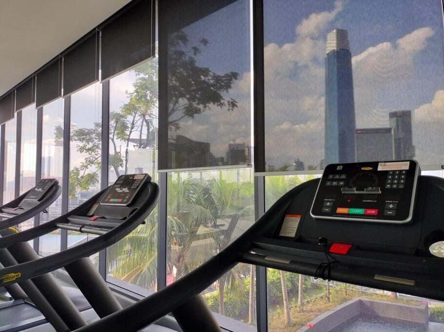 Pangsapuri Continew Trx Corner 2-br, 2 Balconies Views Kuala Lumpur