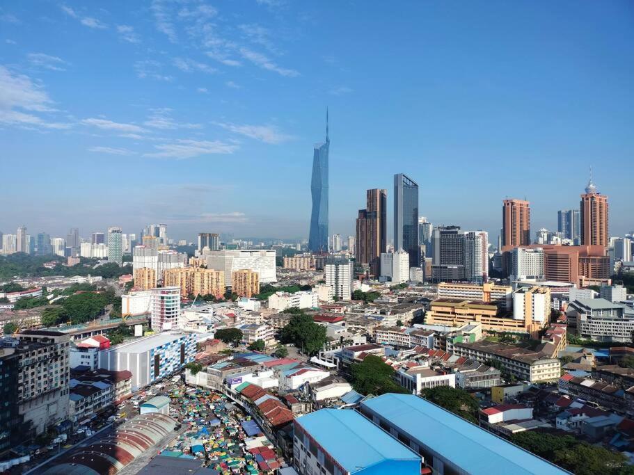 Continew Trx Corner 2-br, 2 Balconies Views * Kuala Lumpur
