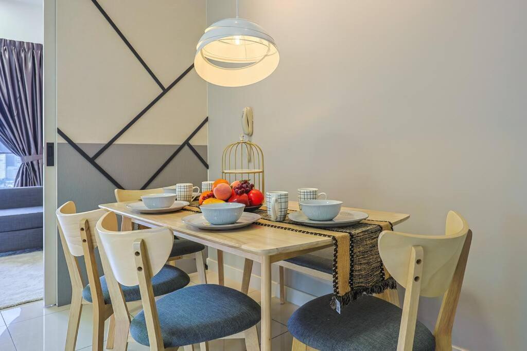 Continew Trx Corner 2-br, 2 Balconies Views Pangsapuri *