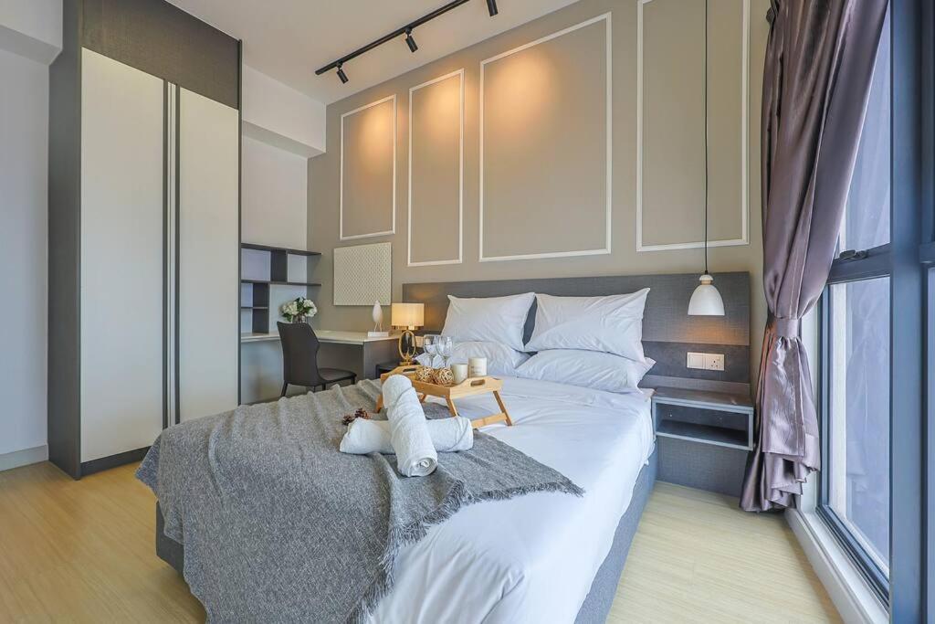 Continew Trx Corner 2-br, 2 Balconies Views Pangsapuri Kuala Lumpur